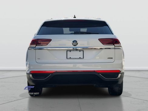 Used 2022 Volkswagen Atlas Cross Sport SE image 6