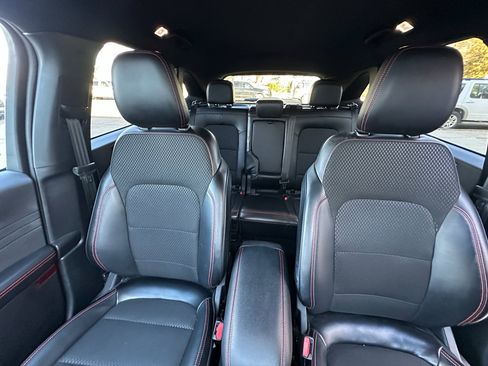 Used 2025 Ford Escape ST-Line Select image 14