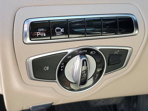 Used 2016 Mercedes-Benz C 300 4MATIC Sedan w/ Surround View Package image 21