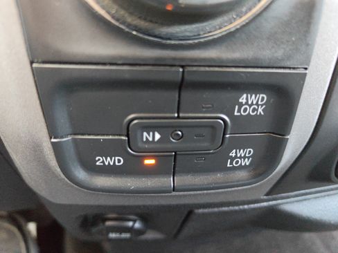 Used 2014 RAM 1500 Express image 36