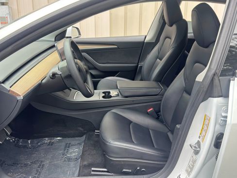 Used 2023 Tesla Model 3 Standard Range RWD image 18