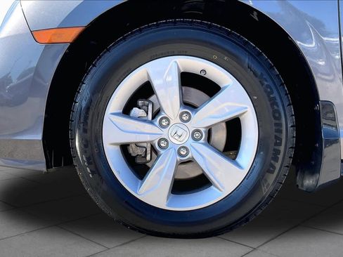 Used 2018 Honda Odyssey EX-L image 11