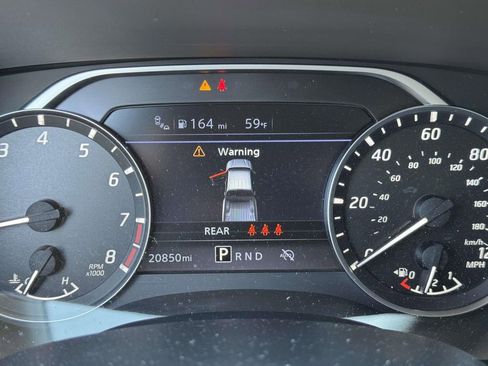 Used 2024 Nissan Frontier SV w/ Technology Package RWD image 13