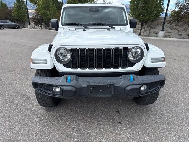 Used 2024 Jeep Wrangler Unlimited AWD/4WD image 14