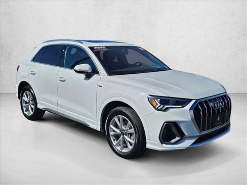 Used 2025 Audi Q3 2.0T Premium AWD/4WD image 2