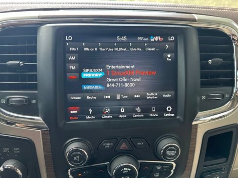 Used 2018 RAM 2500 Laramie AWD/4WD image 30
