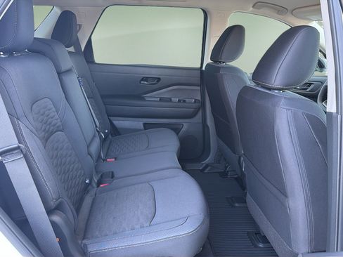 New 2026 Nissan Pathfinder SV AWD/4WD image 17