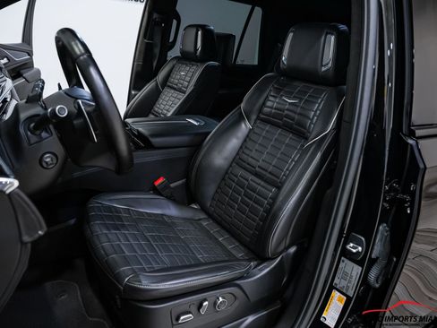 Used 2023 Cadillac Escalade V AWD/4WD image 39