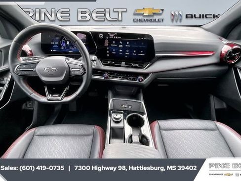 Used 2025 Chevrolet Equinox RS w/ Safety and Technology Package image 13