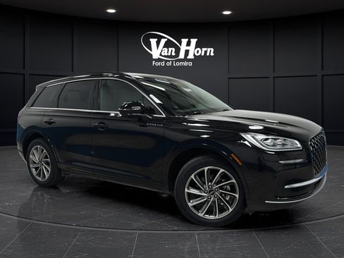 Used 2025 Lincoln Corsair Grand Touring w/ Equipment Group 301A AWD/4WD image 1