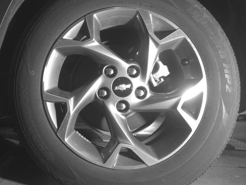 Used 2025 Chevrolet Trax LT FWD image 14