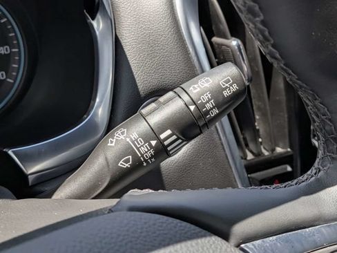 Used 2023 Chevrolet Traverse LT w/ LPO, Floor Liner Package FWD image 24
