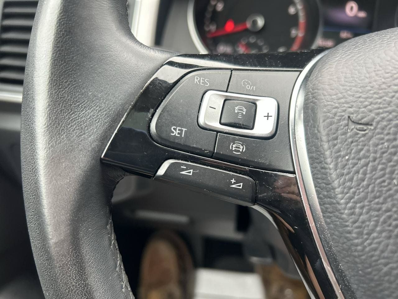 Used 2019 Volkswagen Atlas SE w/ Panoramic Sunroof Package AWD/4WD image 20