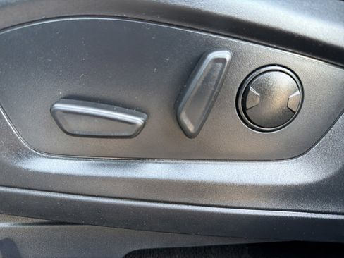 Used 2025 Ford Explorer Active image 20