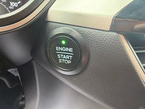 Used 2020 Ford Escape SEL AWD/4WD image 26