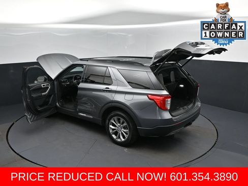 Used 2023 Ford Explorer XLT w/ Equipment Group 202A AWD/4WD image 47