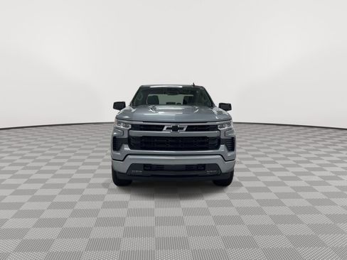 Used 2024 Chevrolet Silverado 1500 RST w/ Z71 Off-Road Package AWD/4WD image 3
