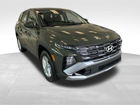 New 2026 Hyundai Tucson SE image 1