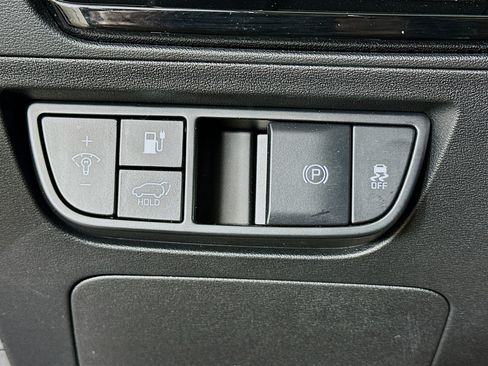 Used 2023 Kia EV6 Wind w/ Wind Technology Package AWD/4WD image 17