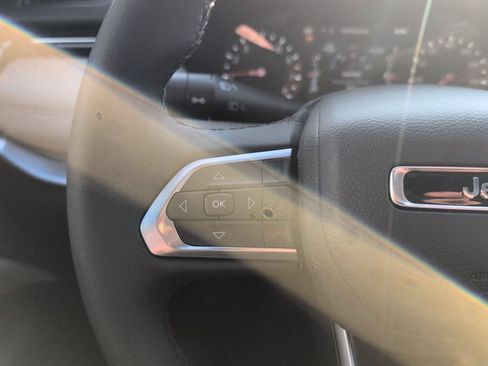 New 2026 Jeep Compass Limited AWD/4WD image 23