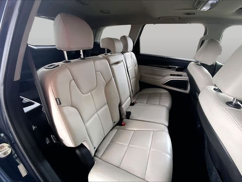 Used 2023 Kia Telluride EX FWD image 20