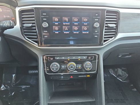 Used 2022 Volkswagen Atlas SE FWD image 22