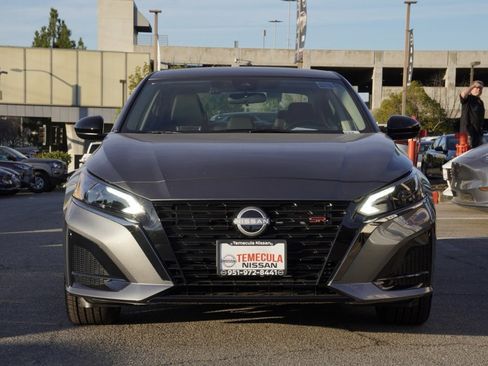 New 2025 Nissan Altima 2.5 SR image 6