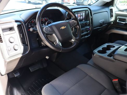Used 2018 Chevrolet Silverado 1500 LT w/ All Star Edition AWD/4WD image 4