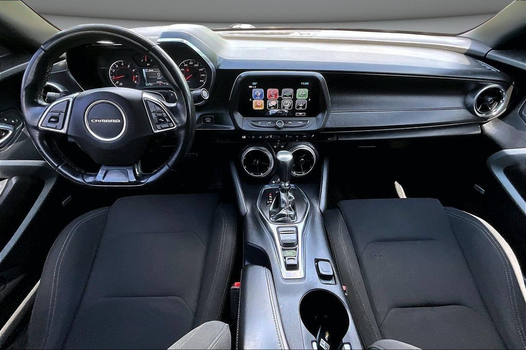 Used 2018 Chevrolet Camaro LT w/ RS Package RWD image 7