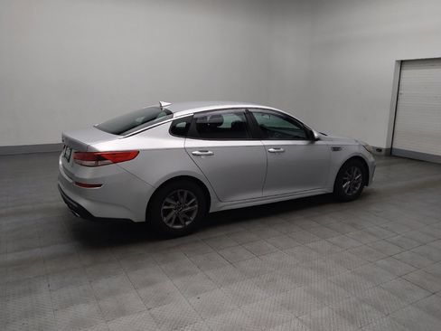 Used 2020 Kia Optima LX image 10