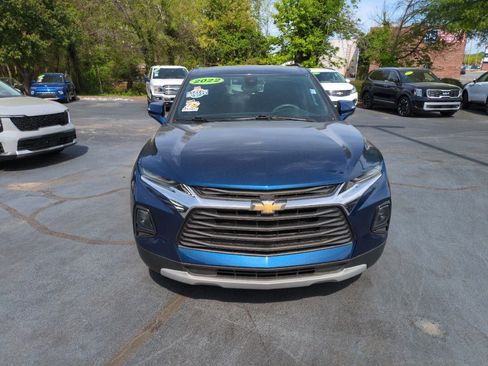 Used 2022 Chevrolet Blazer LT FWD image 2