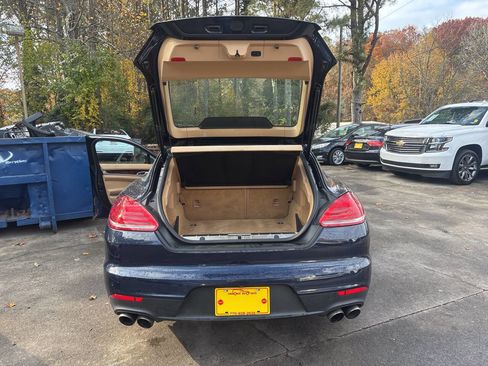 Used 2015 Porsche Panamera 4S image 15