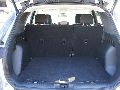 Used 2022 Ford Escape SE w/ SE Sport Appearance Package FWD image 25