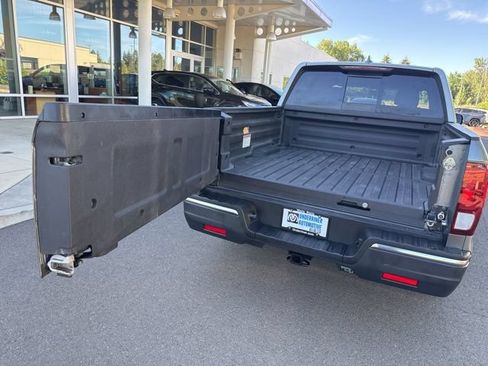 Used 2019 Honda Ridgeline RTL-T image 9