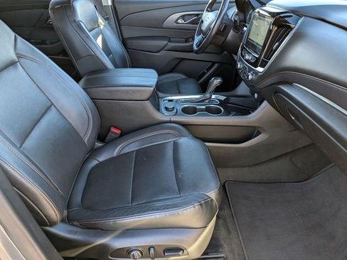 Used 2019 Chevrolet Traverse Premier image 32