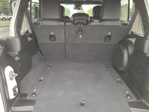 New 2025 Jeep Wrangler Unlimited Rubicon 392 image 27