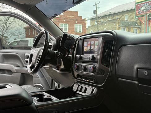 Used 2017 GMC Sierra 1500 SLT w/ All Terrain Package image 16