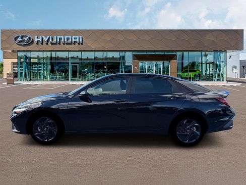 New 2026 Hyundai Elantra Sport image 3