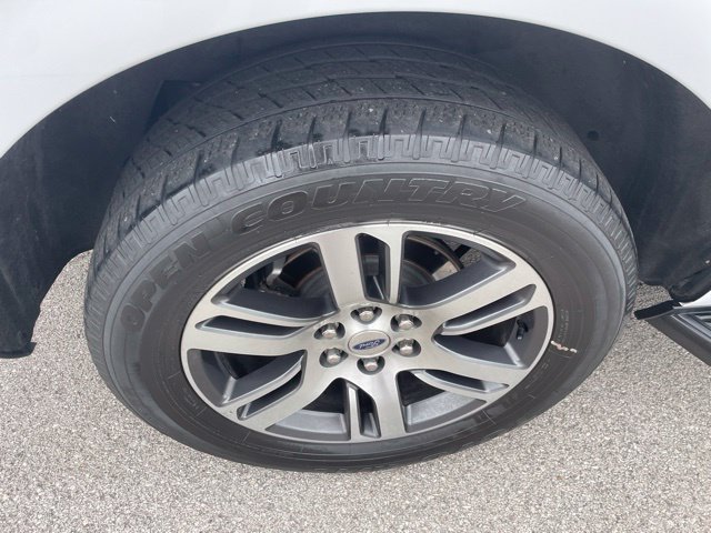 Used 2024 Ford Expedition Max Limited AWD/4WD image 18