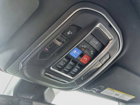 Used 2024 Jeep Grand Cherokee Limited 4xe AWD/4WD image 37