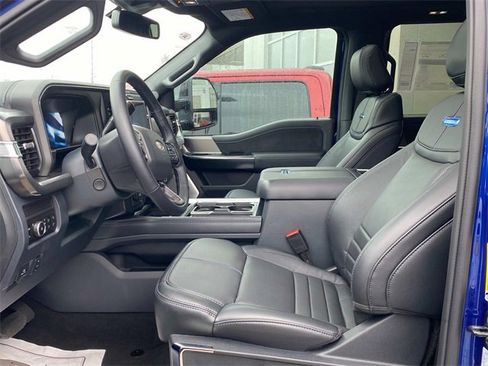 New 2026 Ford F450 Platinum image 9