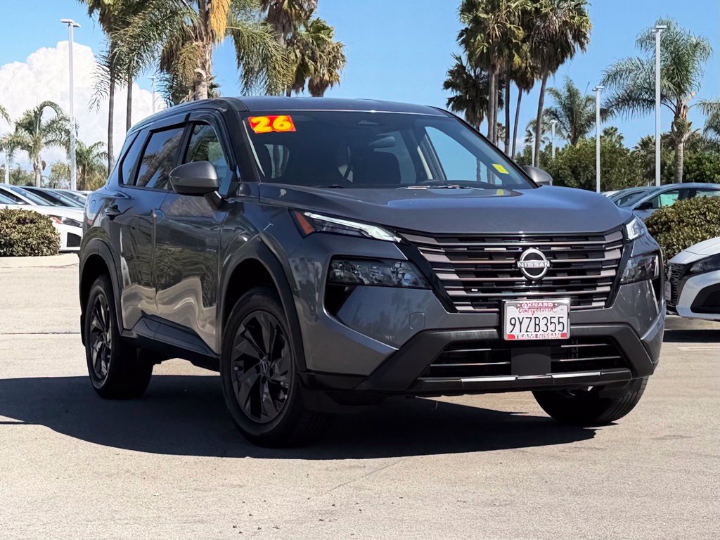 Certified 2026 Nissan Rogue SV FWD image 2