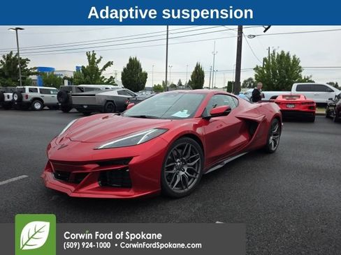 Used 2025 Chevrolet Corvette Z06 RWD image 8
