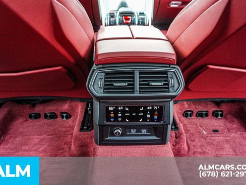 Used 2021 Lamborghini Urus image 34