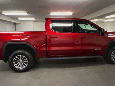 Used 2021 GMC Sierra 1500 AT4 w/ AT4 Premium Package image 9