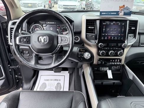 Used 2019 RAM 1500 Laramie AWD/4WD image 12