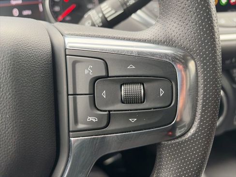 Used 2025 Chevrolet Blazer LT FWD image 15