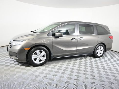 Used 2022 Honda Odyssey EX-L image 2