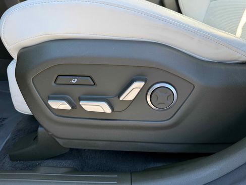 Used 2024 Hyundai Santa Fe Calligraphy image 16