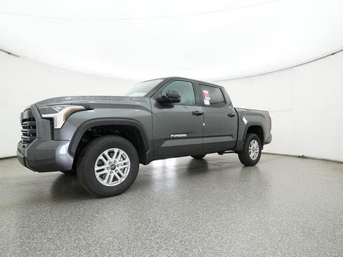 New 2025 Toyota Tundra SR5 image 17